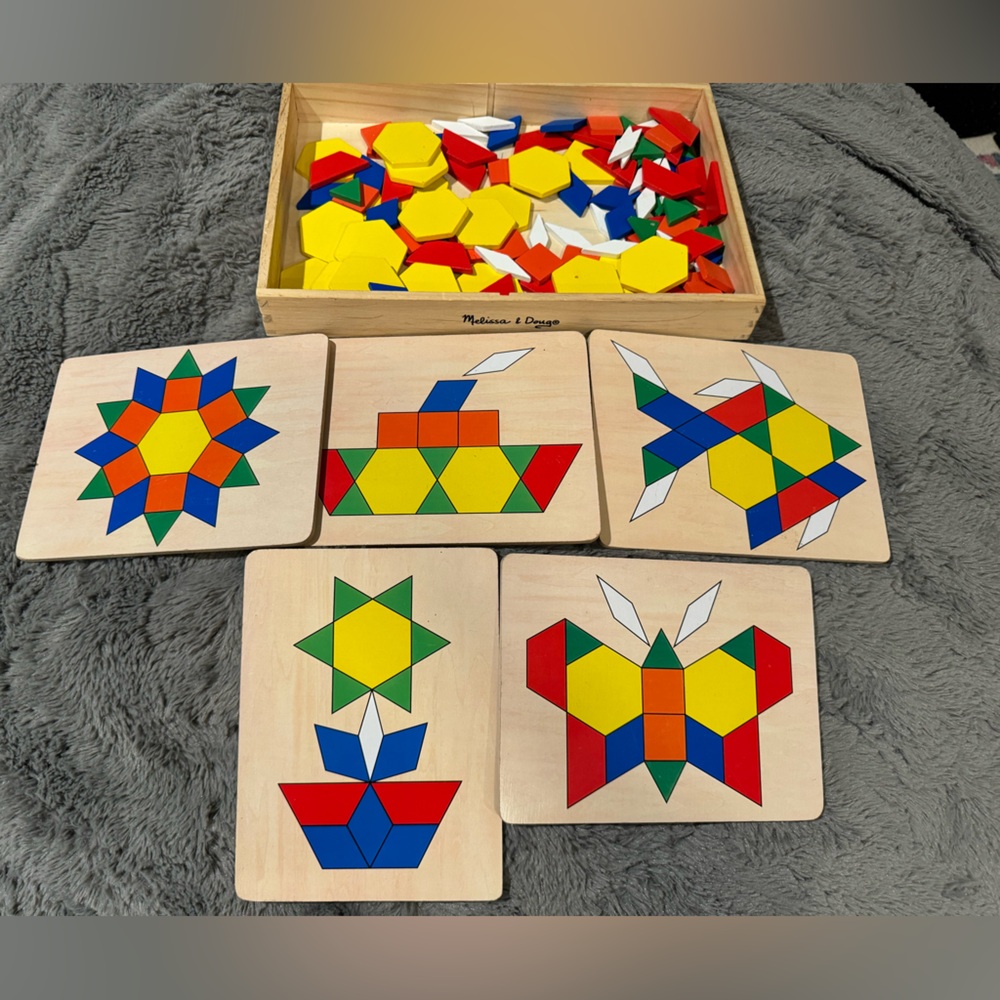 Melissa & Doug Pattern Blocks & Boards Learning Toy